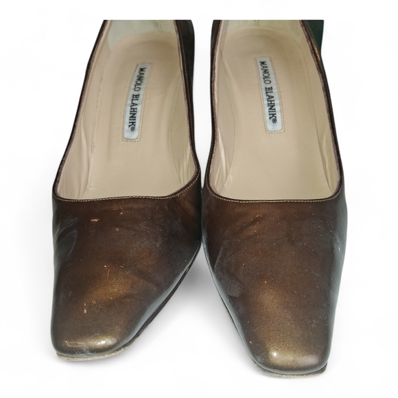 Manolo Blahnik Nobaman Patent Brown Pumps 7.5 (37.5) - Picture 2 of 10